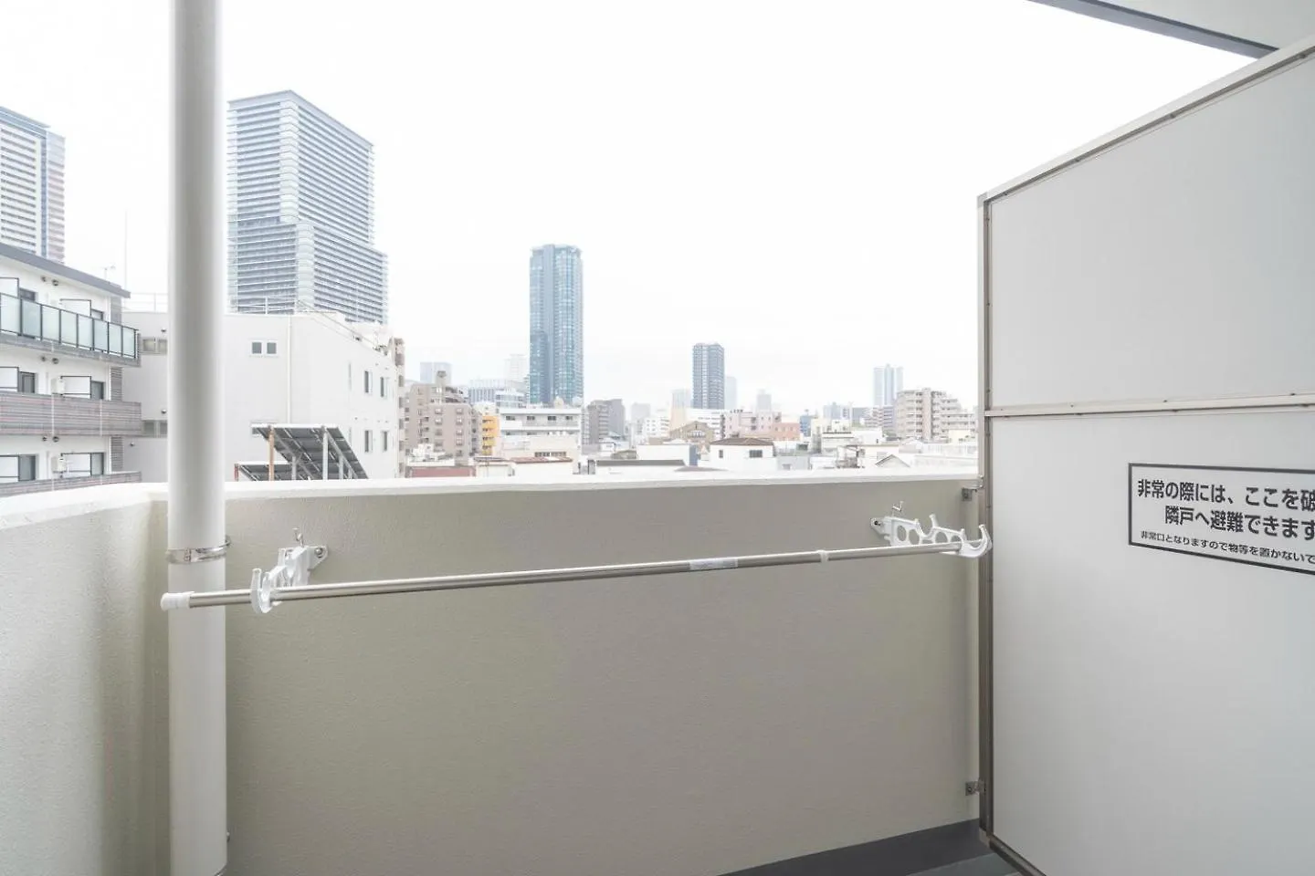 Curasion Oyodonaka Apartment Osaka