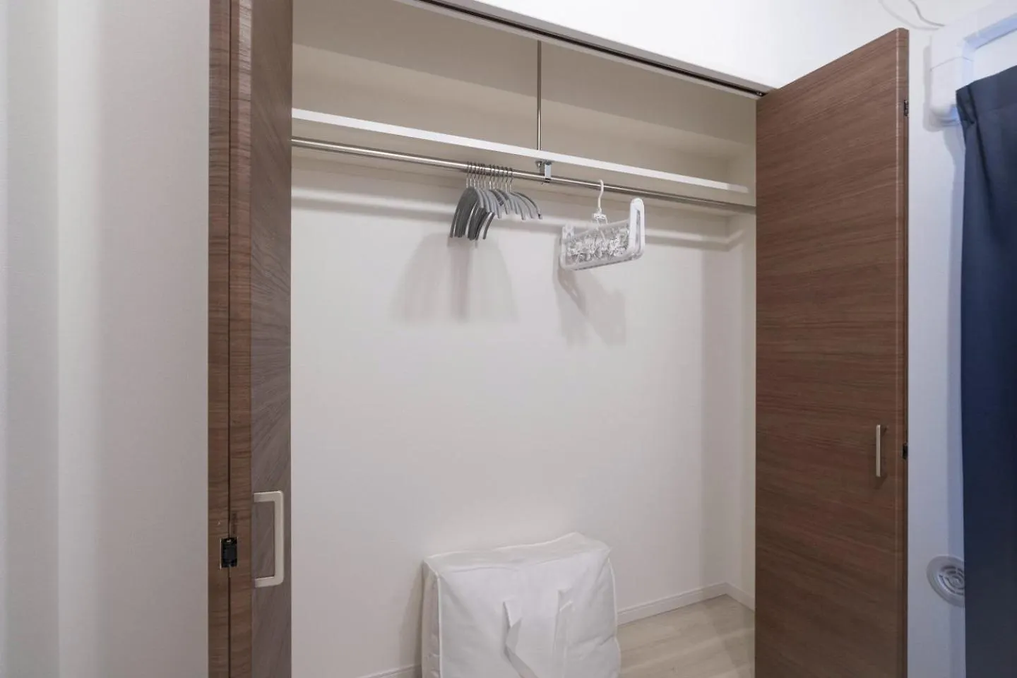 Curasion Oyodonaka Apartment Osaka